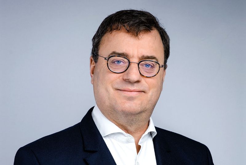 Olivier Charmeil, Sanofi